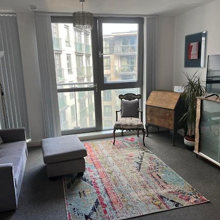 City Centre 1 Bed Apartment With Free On Site Parking With Cctv By Lets Relocations Birmingham Buitenkant foto