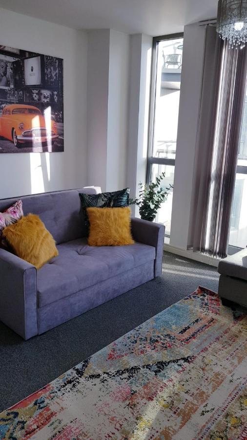 City Centre 1 Bed Apartment With Free On Site Parking With Cctv By Lets Relocations Birmingham Buitenkant foto