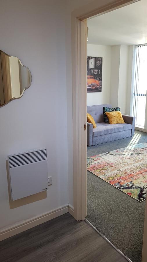 City Centre 1 Bed Apartment With Free On Site Parking With Cctv By Lets Relocations Birmingham Buitenkant foto